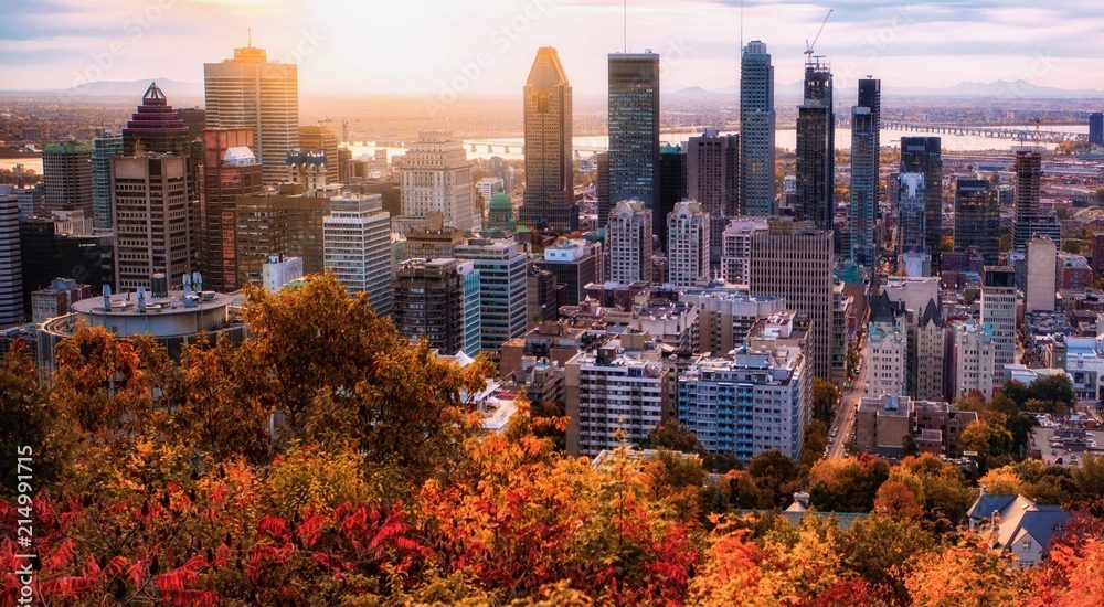 Montreal sunrise with colourful leaves